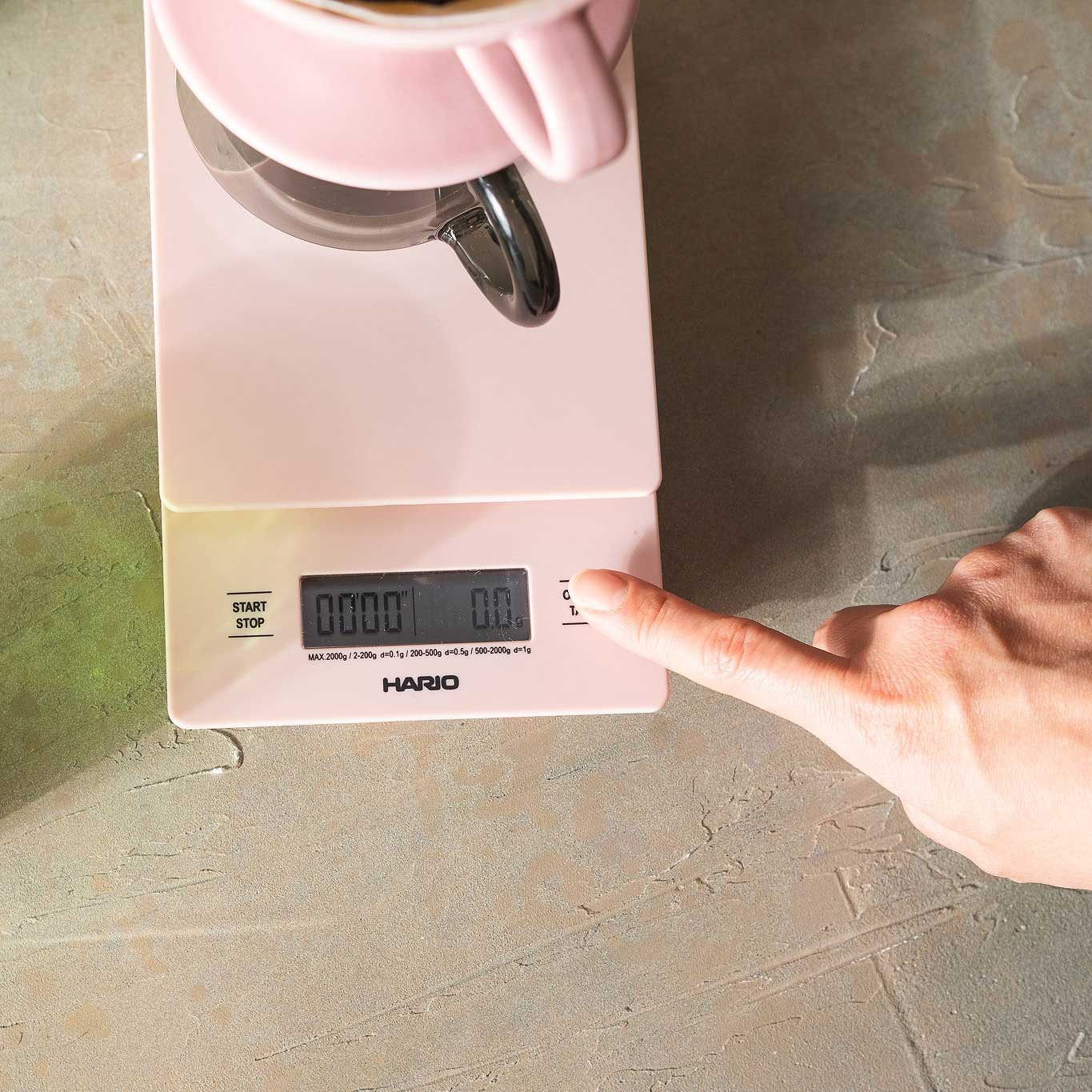 Hario V60 Drip Scale and Timer - Matte Pink